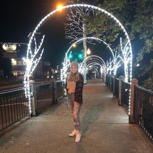 Meet your Posher, Alyssa